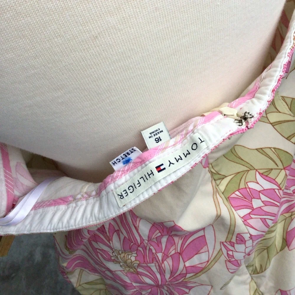 Tommy Hilfiger Strapless Knee High Dress with Front Pockets and Rear Zip - Picture 12 of 16
